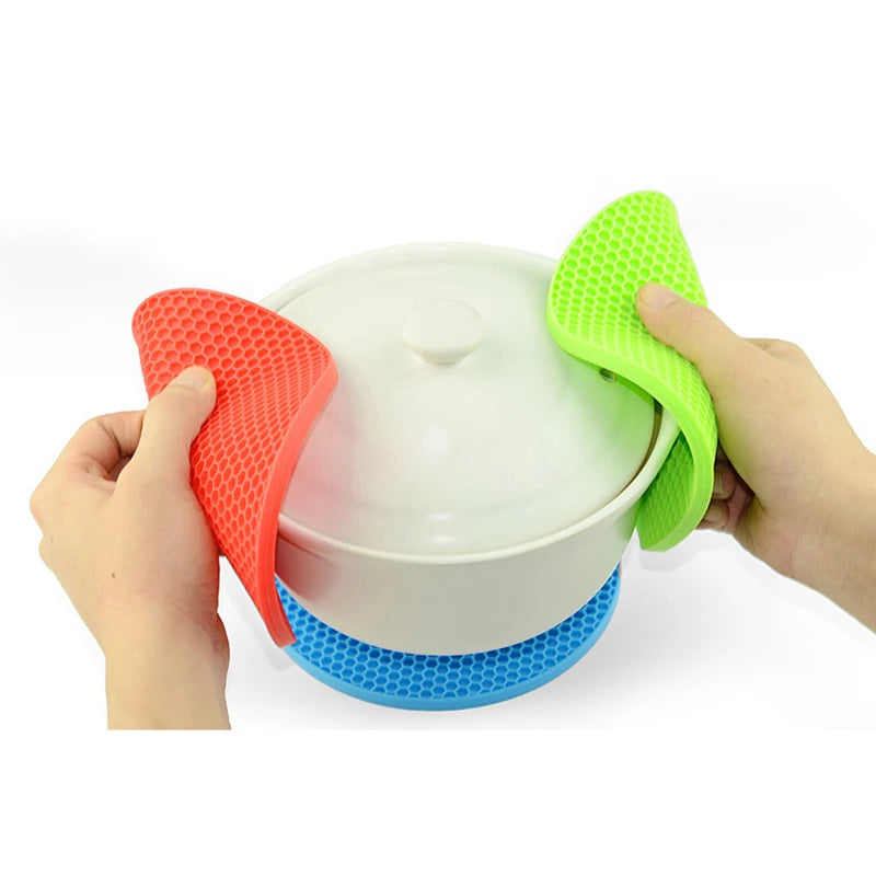 Round Heat Resistant Silicone Mat - Drink Cup Coasters &amp; Pot Holder