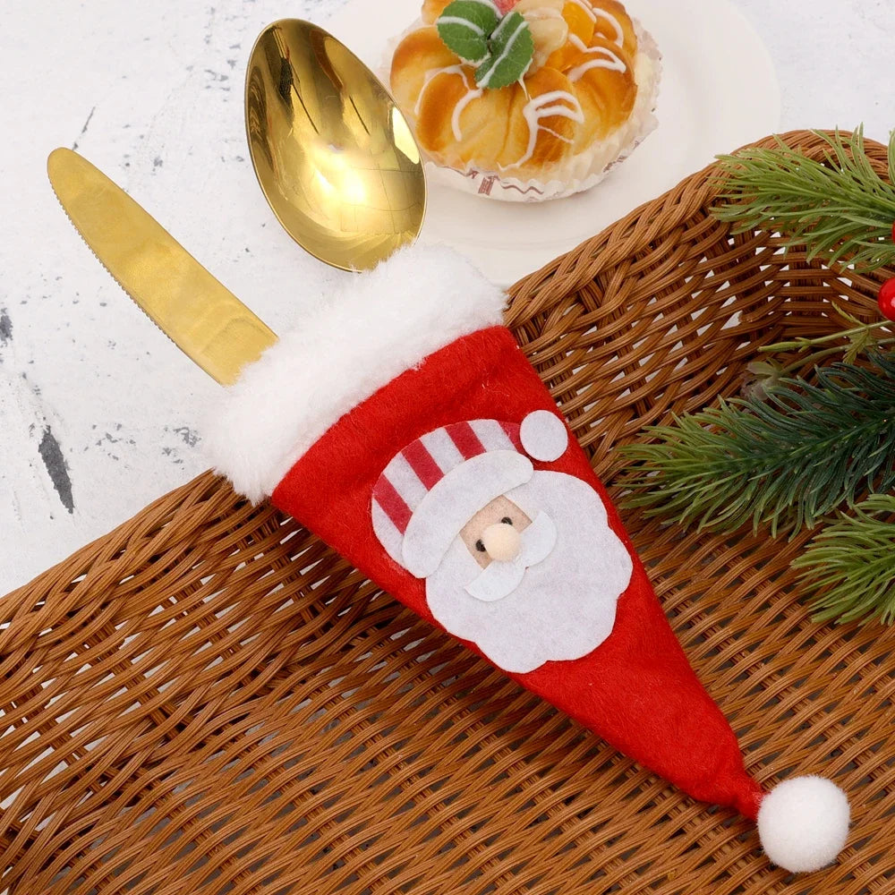 Santa Hat Cutlery Holder Set – Festive Touch for Your Holiday Table